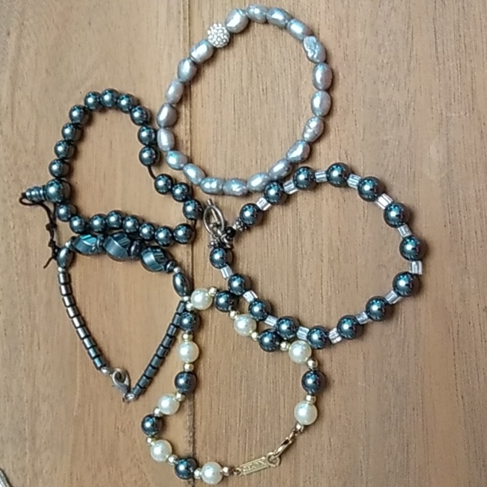 5 bracelets...very nice